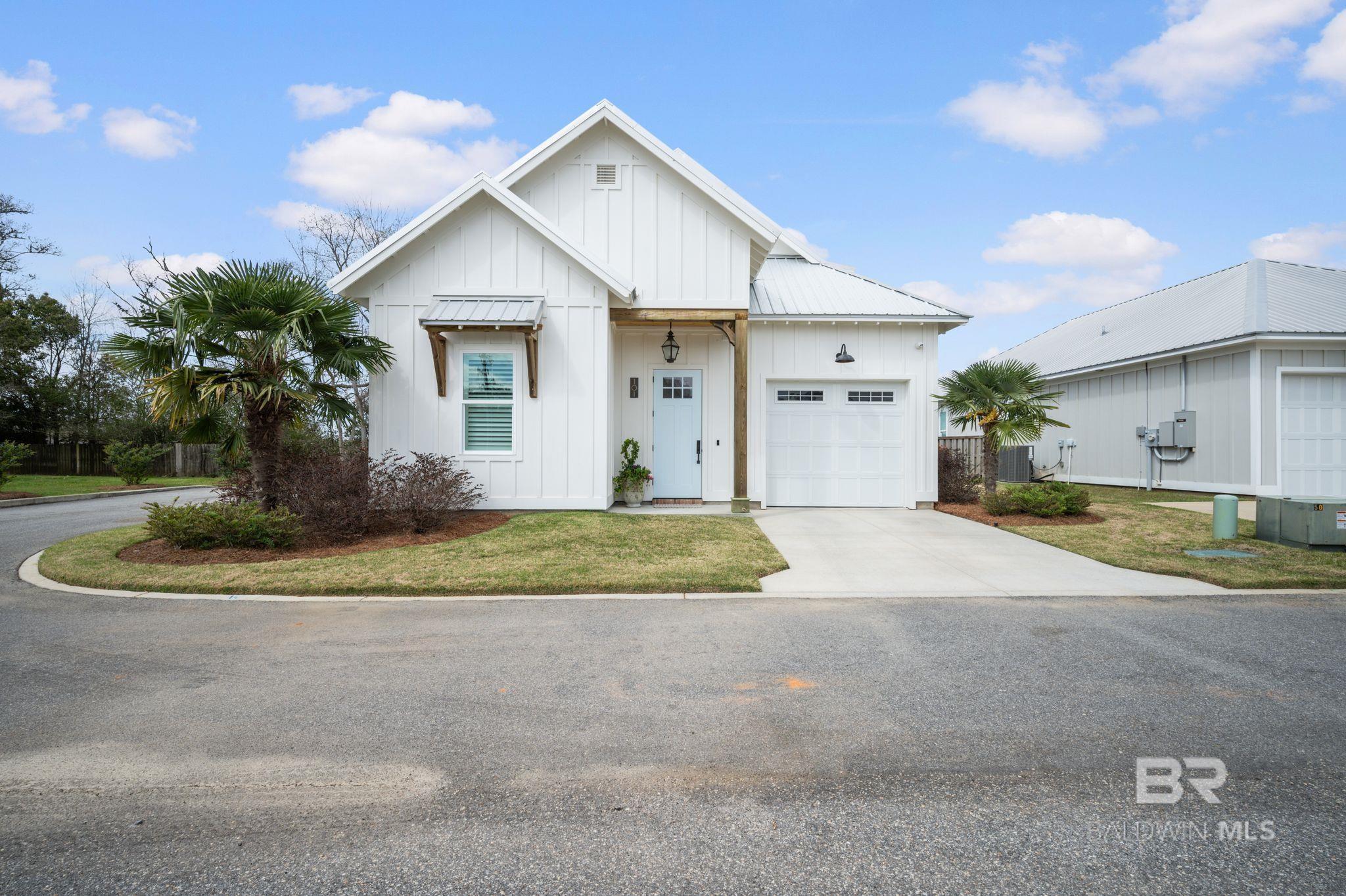 Image 3: Front of Home