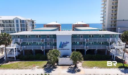 913 W Beach Boulevard