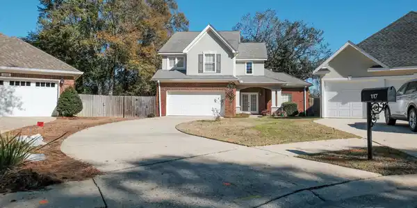 117 Laurel Place