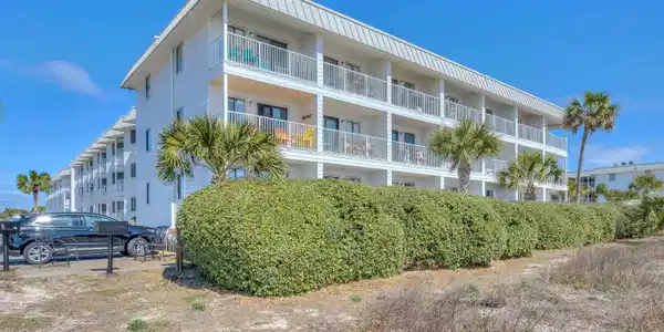 400 Plantation Road