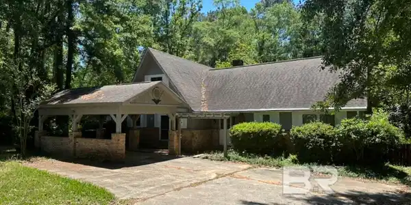 261 Rolling Hill Drive
