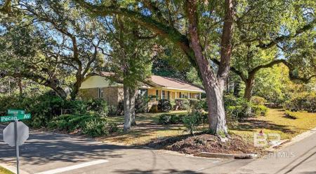 115 Pecan Avenue