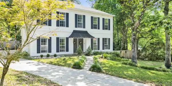173 Lakeview Loop