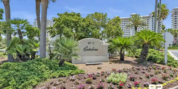 527 Beach Club Trail