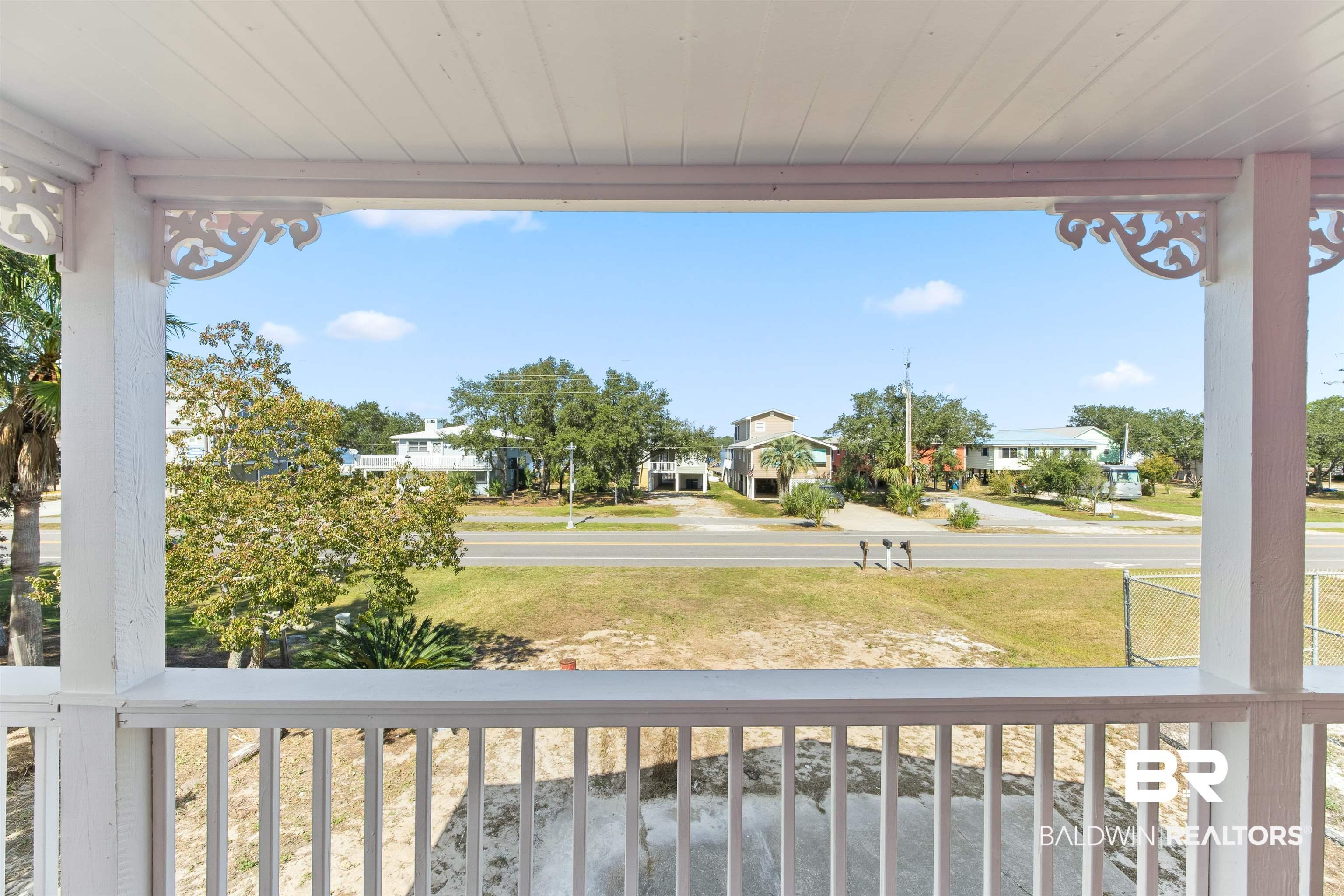 Image 3: View of balcony