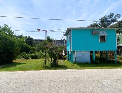 137 W 3rd Avenue