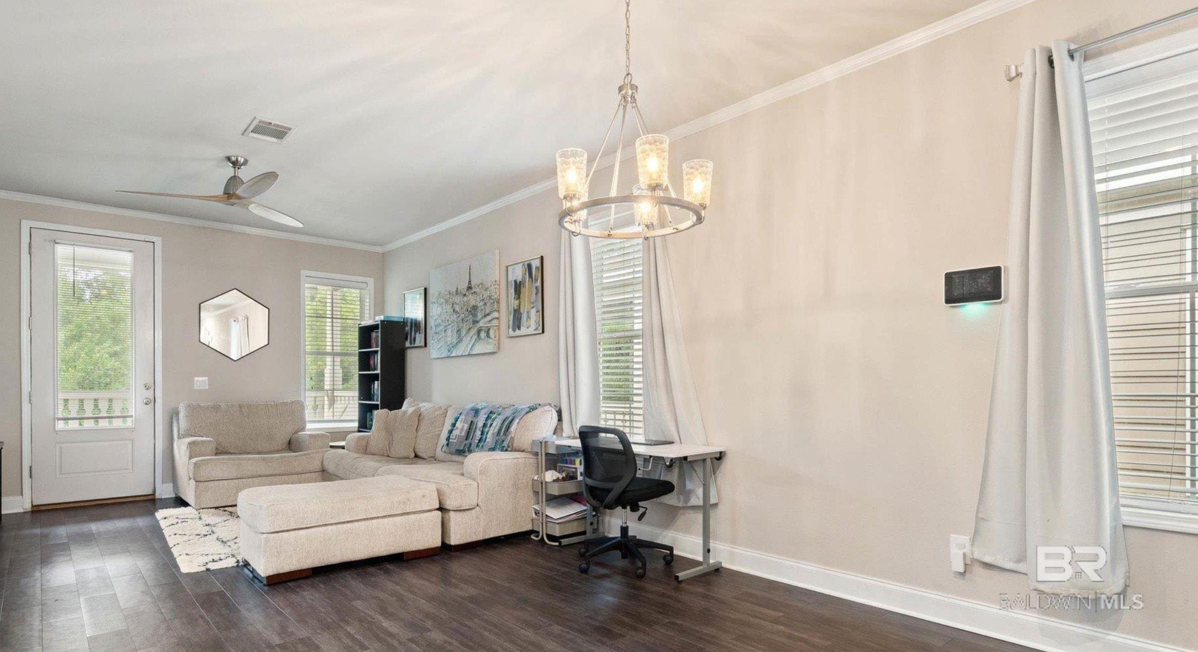 Image 3: Living Room