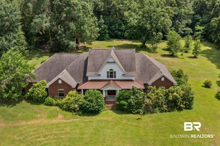 8624-A Morphy Avenue