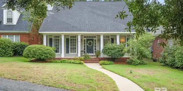 6654 Jackson Square