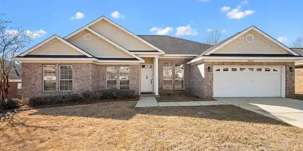 27423 Stratford Glen Drive