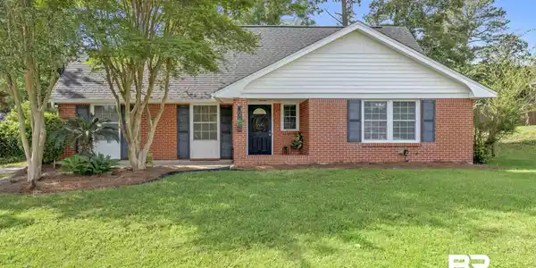 160 Country Club Drive