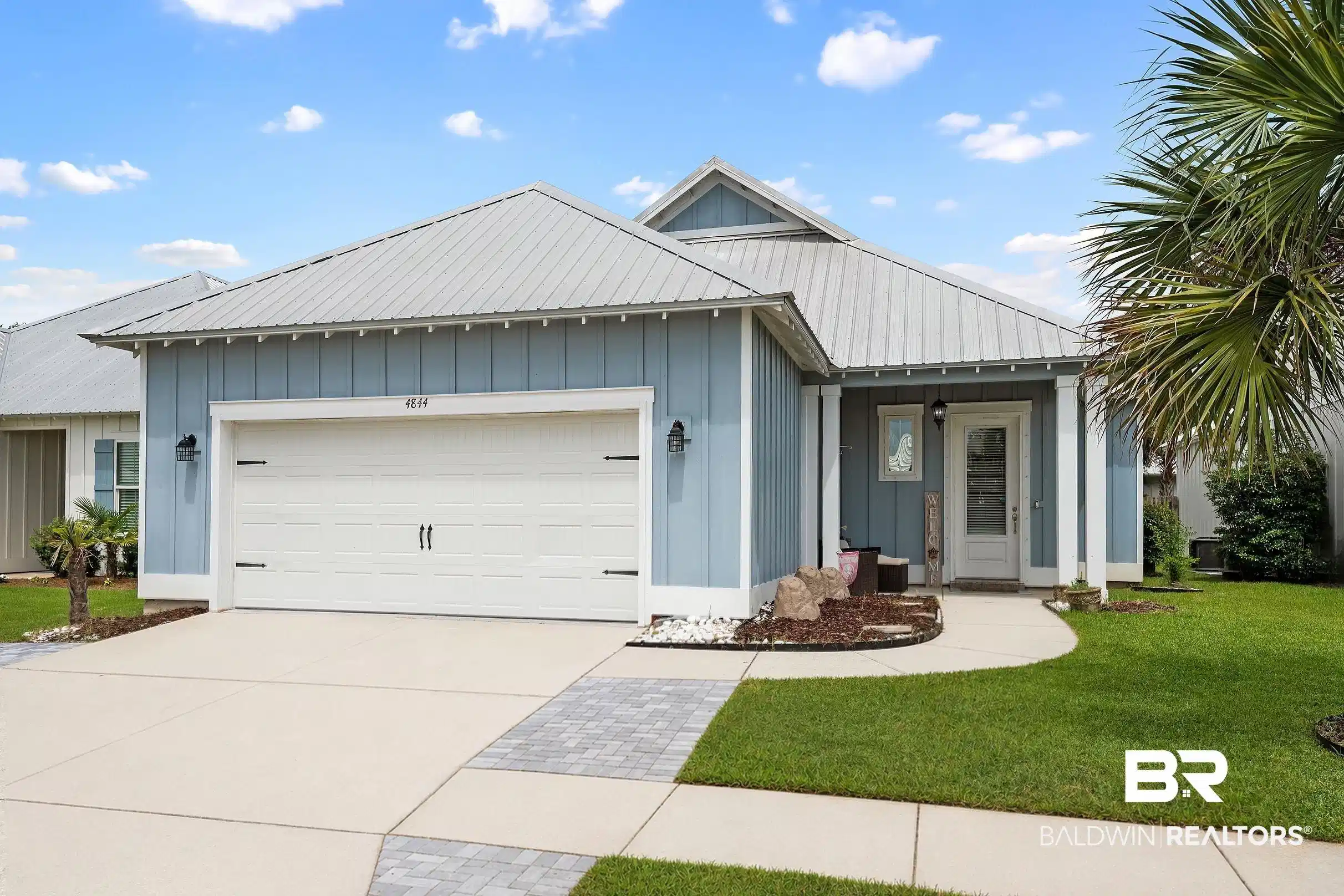 Image 1: Front house