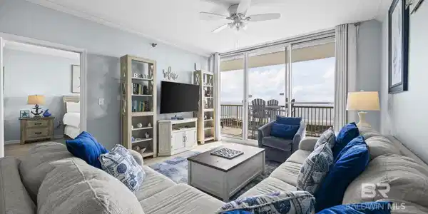 527 Beach Club Trail