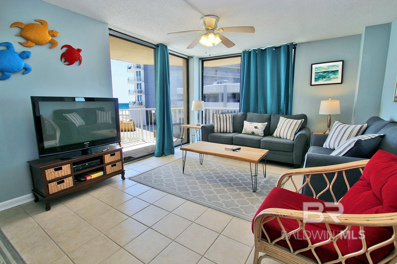 Image 2: Living Room