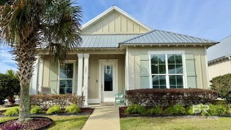4847 E Cypress Loop