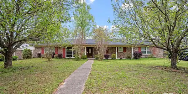 127 Fairway Drive