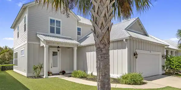 4841 E Cypress Loop
