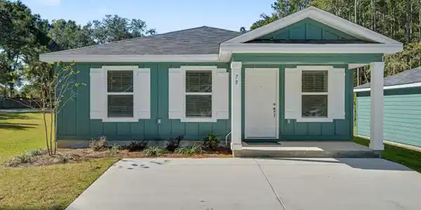 79 Summer Oaks Drive