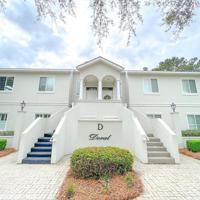 200 Peninsula Blvd