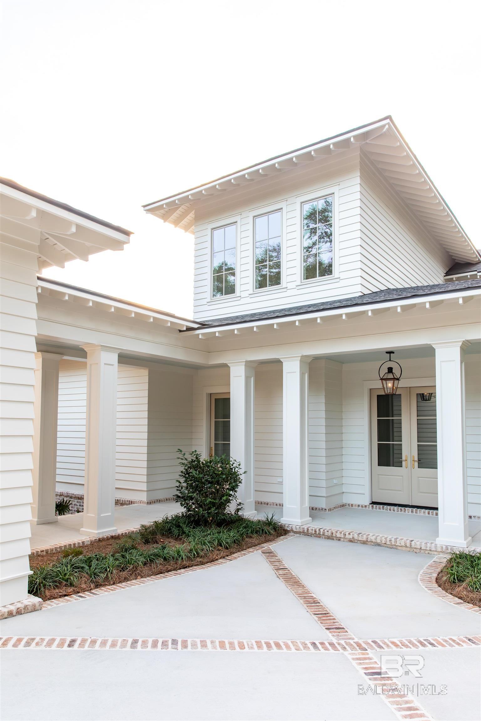 Image 2: Breezeway from Garage