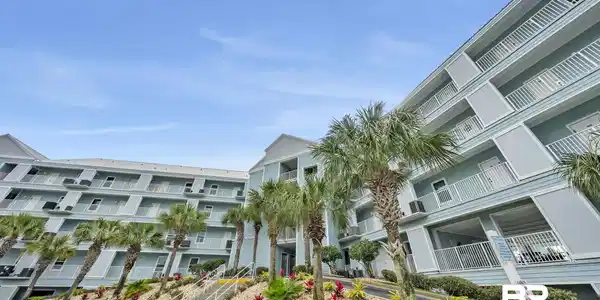 Image 4: View of apartment building / complex