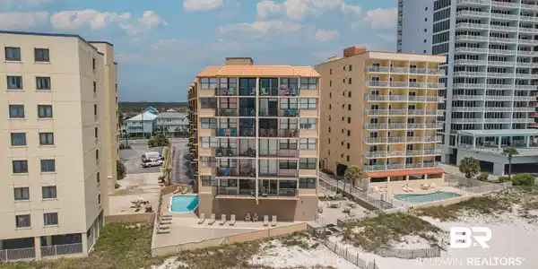 511 E Beach Boulevard