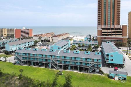 728 W Beach Boulevard