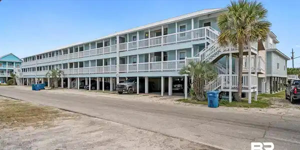 105 E 4th Street
