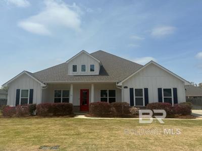 315 Nandina Loop
