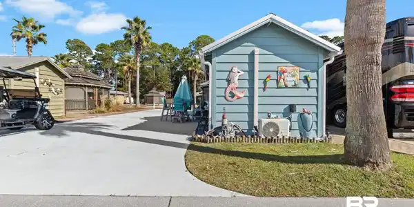 4650 Griffith Marina Road