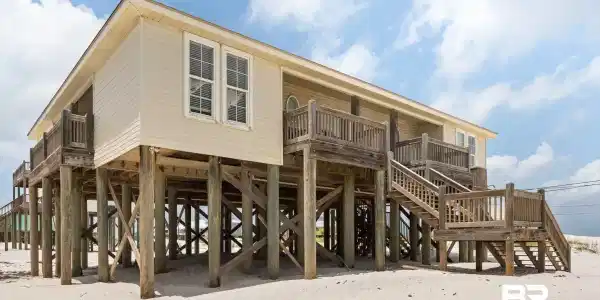 105 Treasure Court