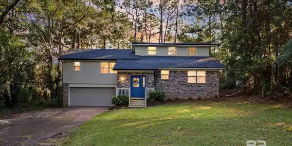 110 Rolling Hill Drive