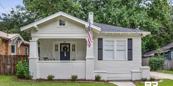 107 Demouy Ave