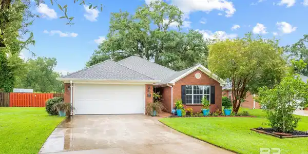 8251 Edgewood Drive