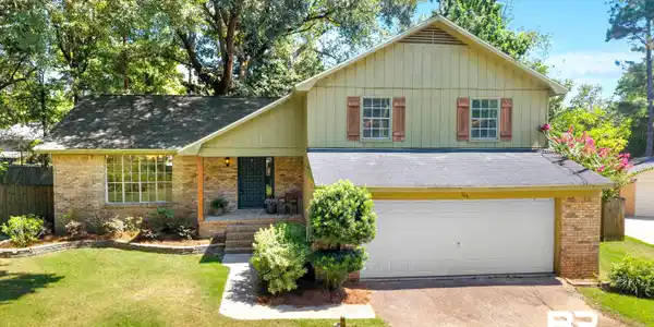 106 Iris Cir