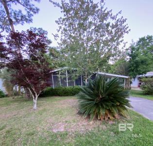 1427 Ridgewood Drive
