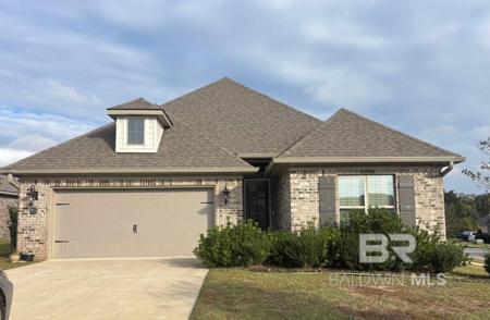 905 Charleston Loop