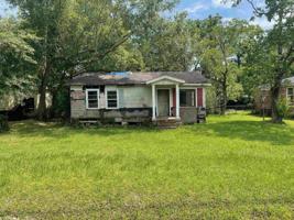 1417 Tampa Dr