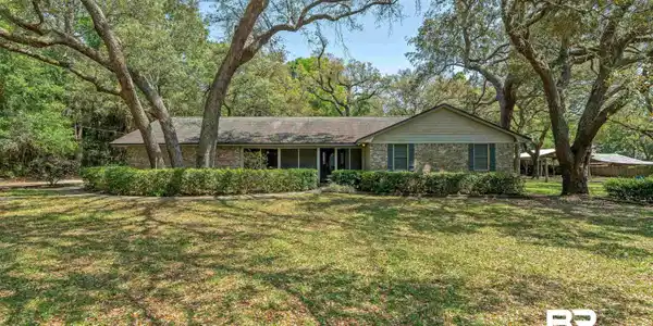9712 Wills Lane