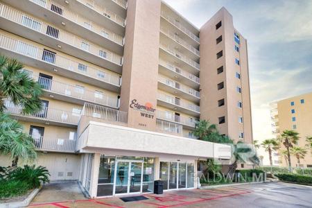1007 W Beach Boulevard