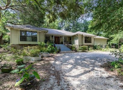611 Sandpiper Lane