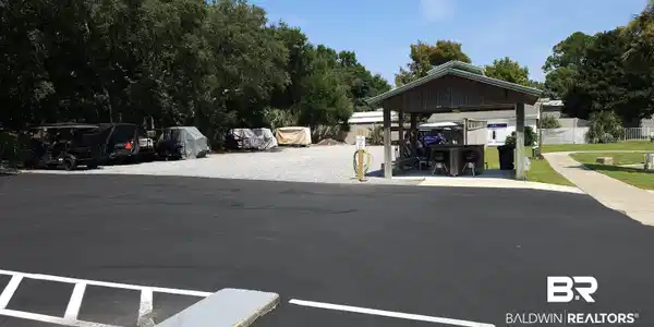 Image 4: Car Wash Area