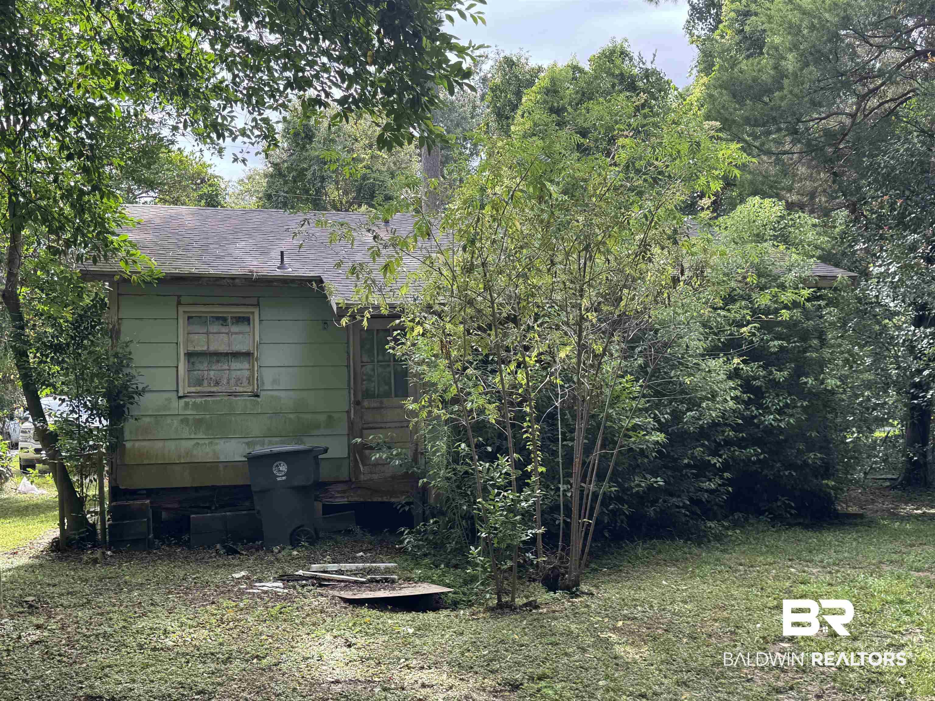 Image 4: Property exterior
