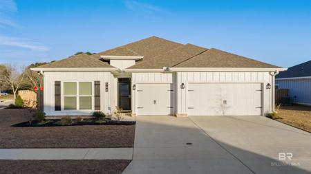 548 Golden Leaf Avenue