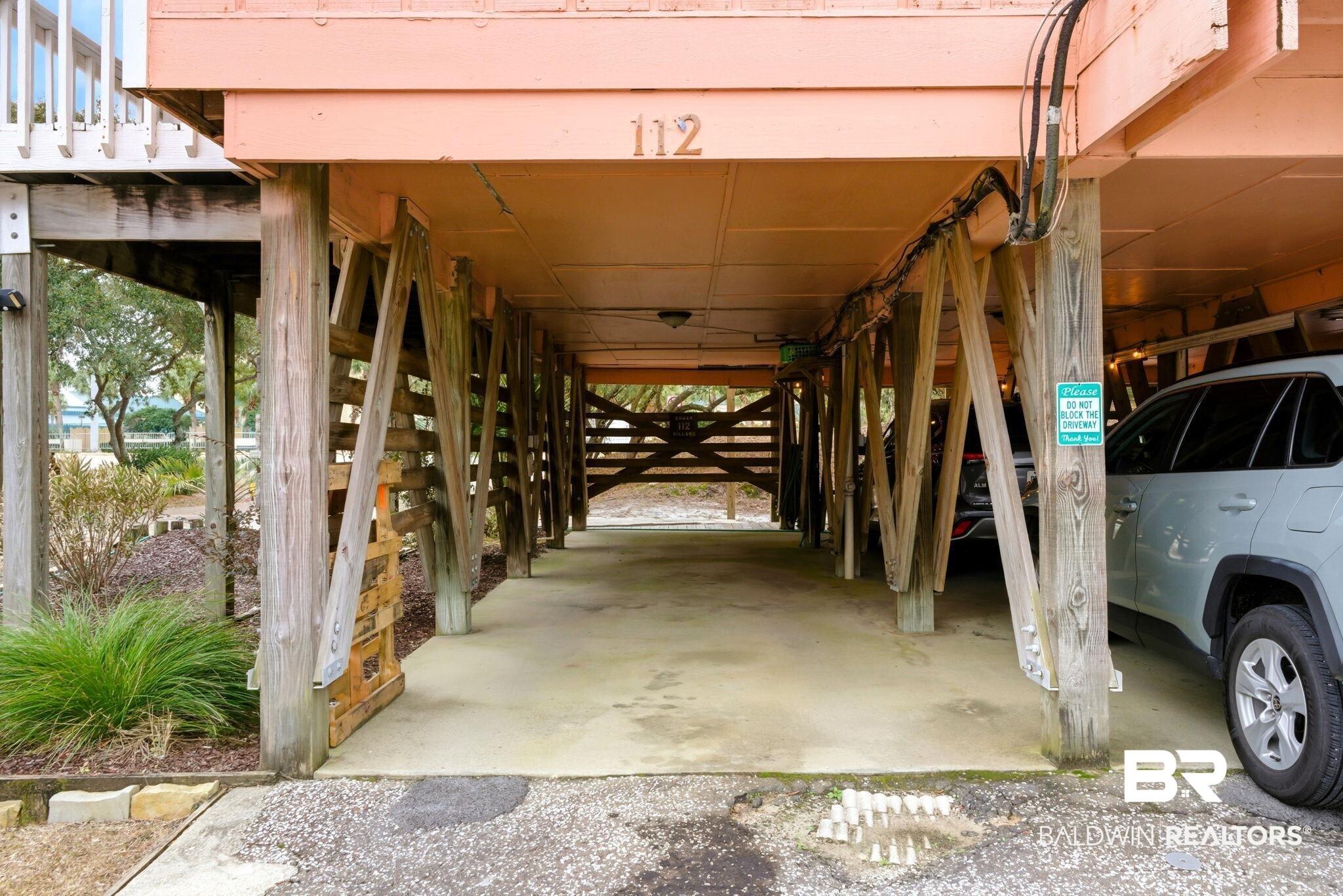 Image 4: View of parking
