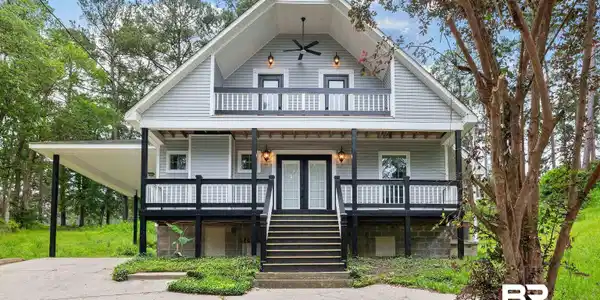 108 Glenwood Circle