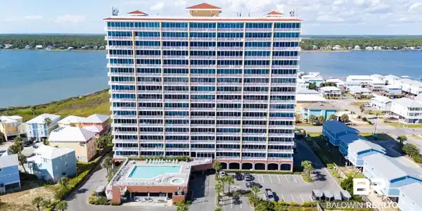 1524 WEST BEACH Boulevard