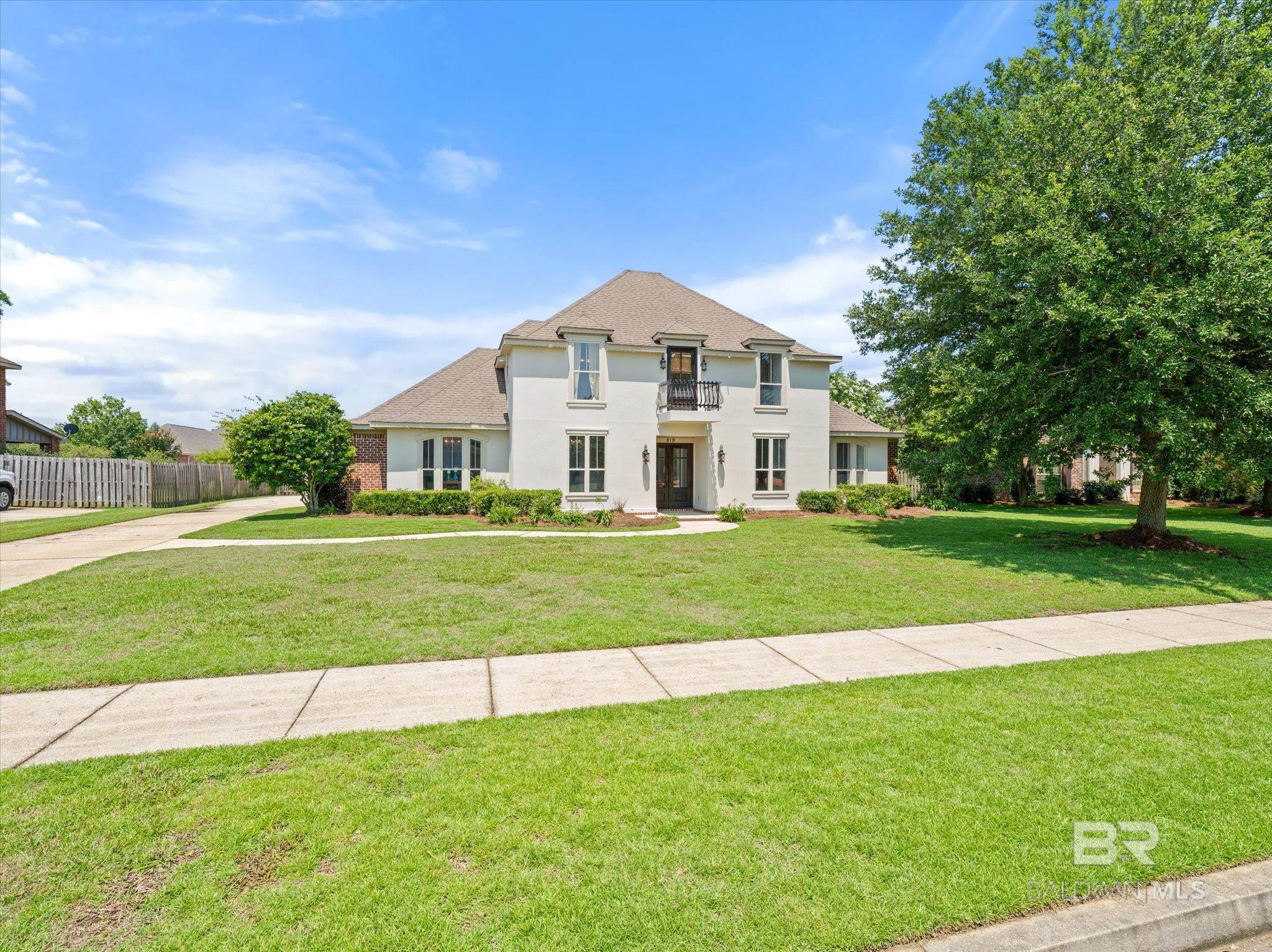 Image 2: Front Of Structure