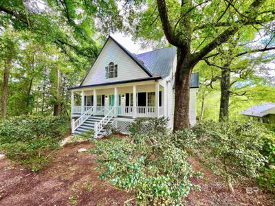 146 Bay View Drive