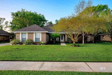 165 Pemberton Loop
